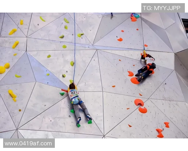 重庆攀岩队耐力训练的秘诀与挑战全景分析 重庆攀岩队耐力训练的秘诀与挑战全景分析